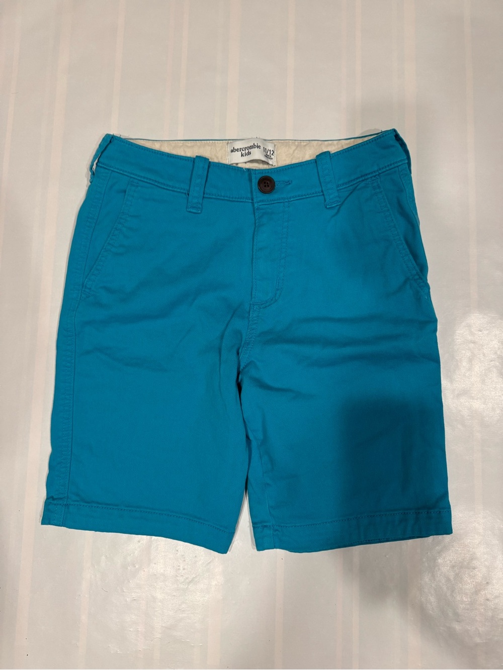 Abercrombie & Fitch Men’s Turquoise Flat Front Chino Shorts